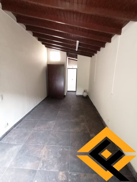 Oficina-Local en Arriendo en Belen Vicuña